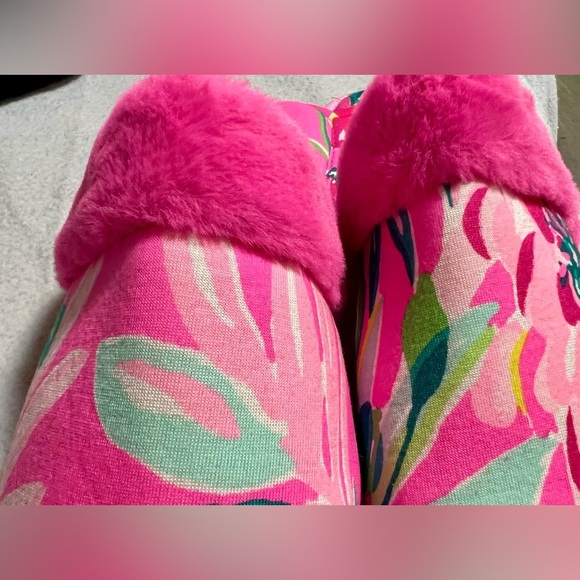 Lilly Pulitzer Pink and Green Floral Slippers, 9-10 - Picture 3 of 4